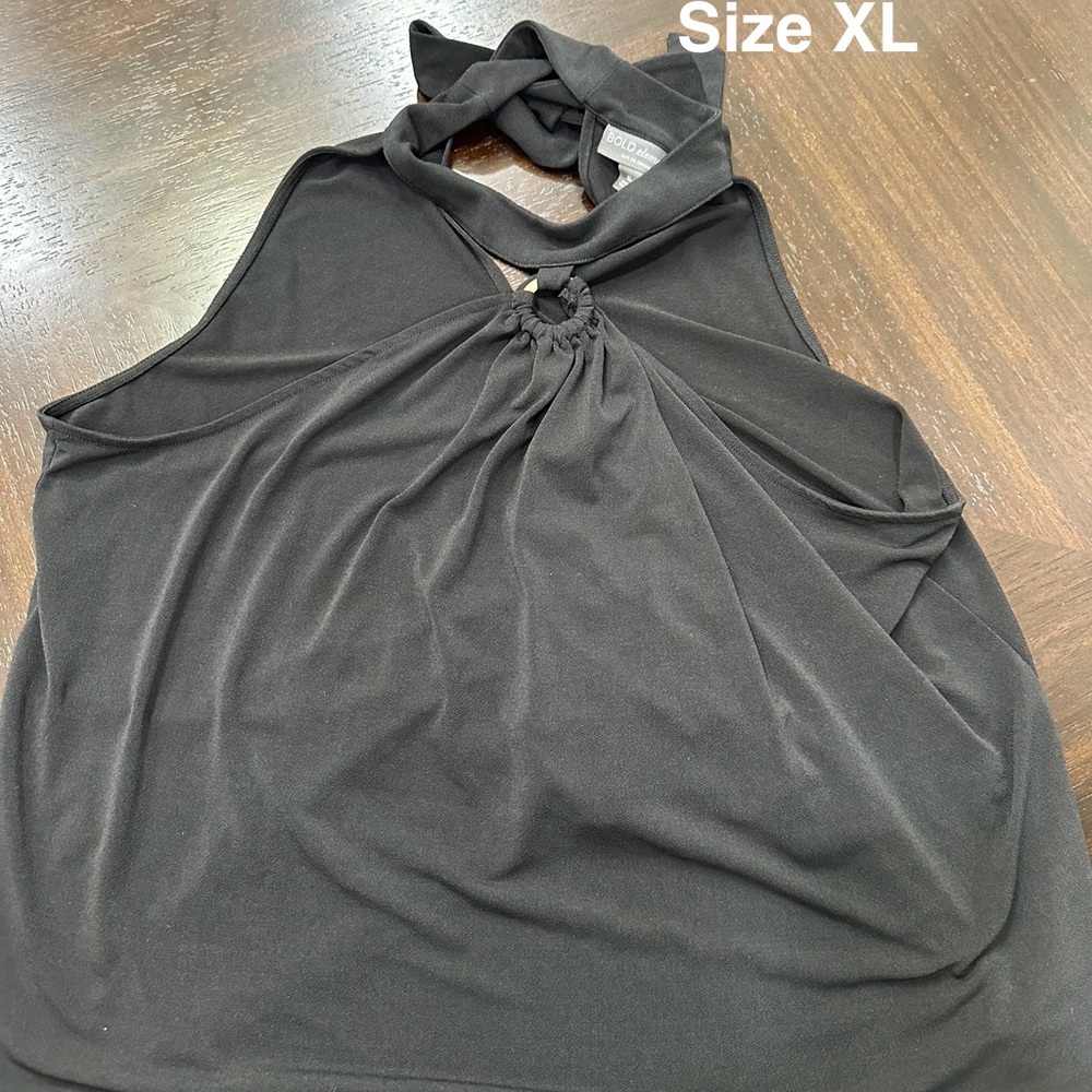 BOLD elements Black Halter Top